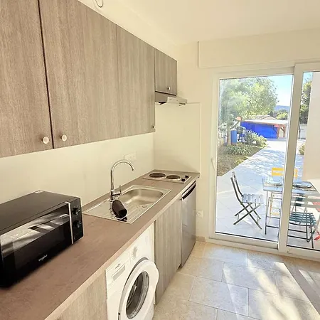 De Avec Piscine Et Clim - 10 Pers. - Fr-1-900-4 Villa *