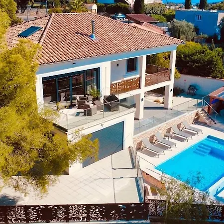 Villa De Avec Piscine Et Clim - 10 Pers. - Fr-1-900-4